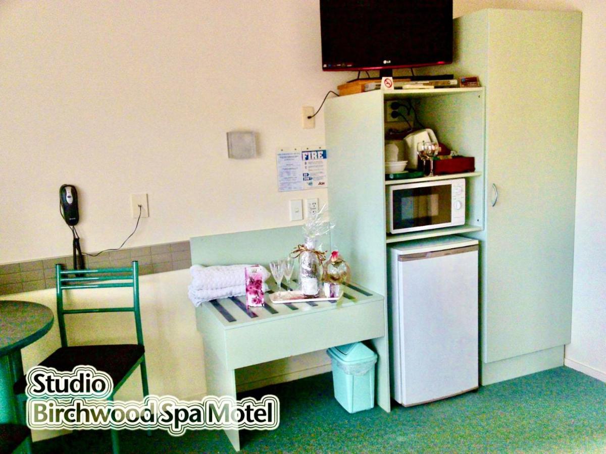 Birchwood Spa Motel Роторуа Екстериор снимка