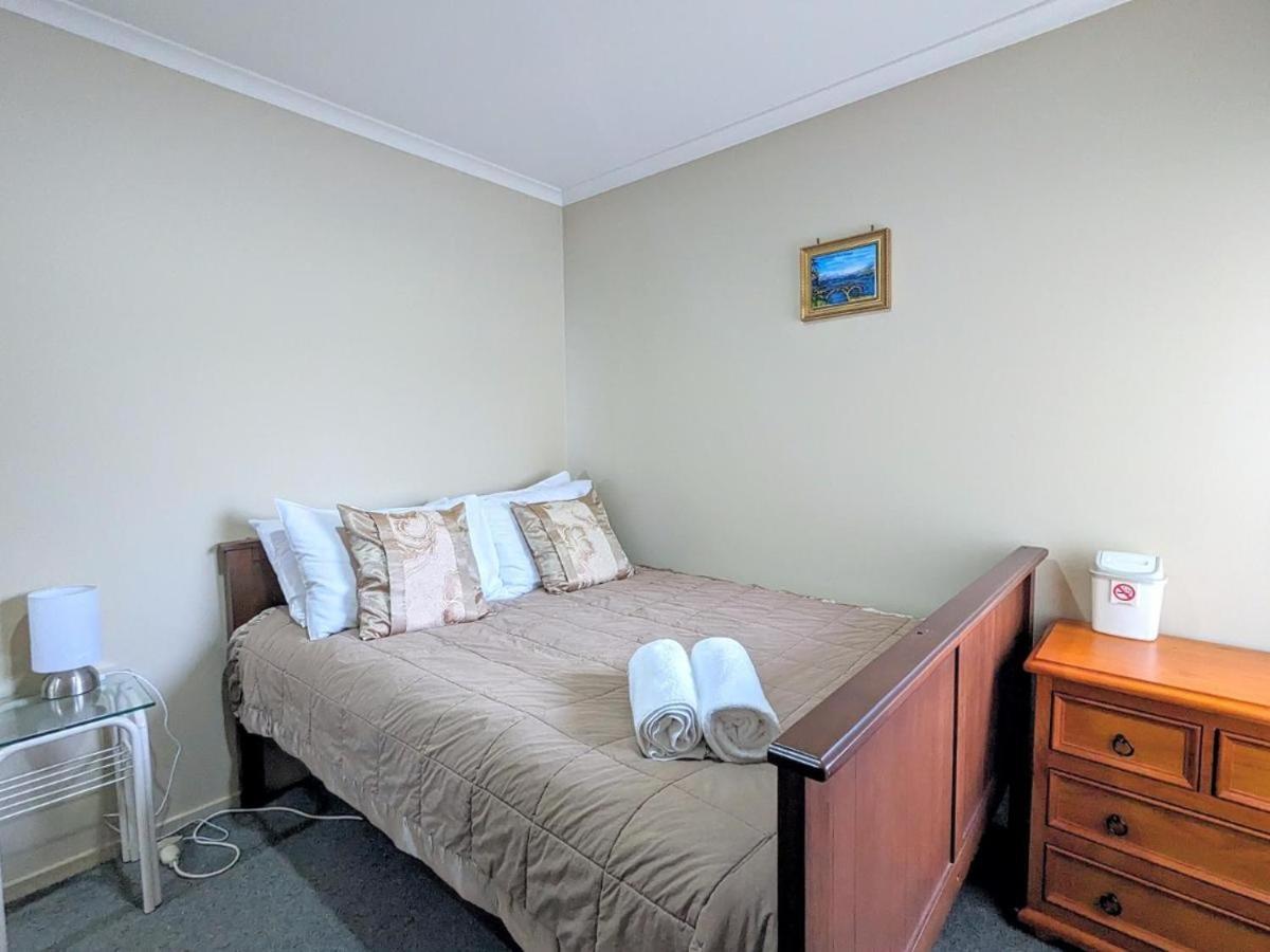 Birchwood Spa Motel Роторуа Екстериор снимка
