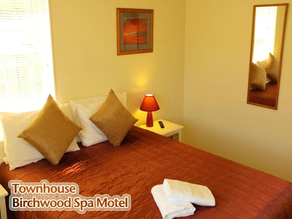 Birchwood Spa Motel Роторуа Стая снимка