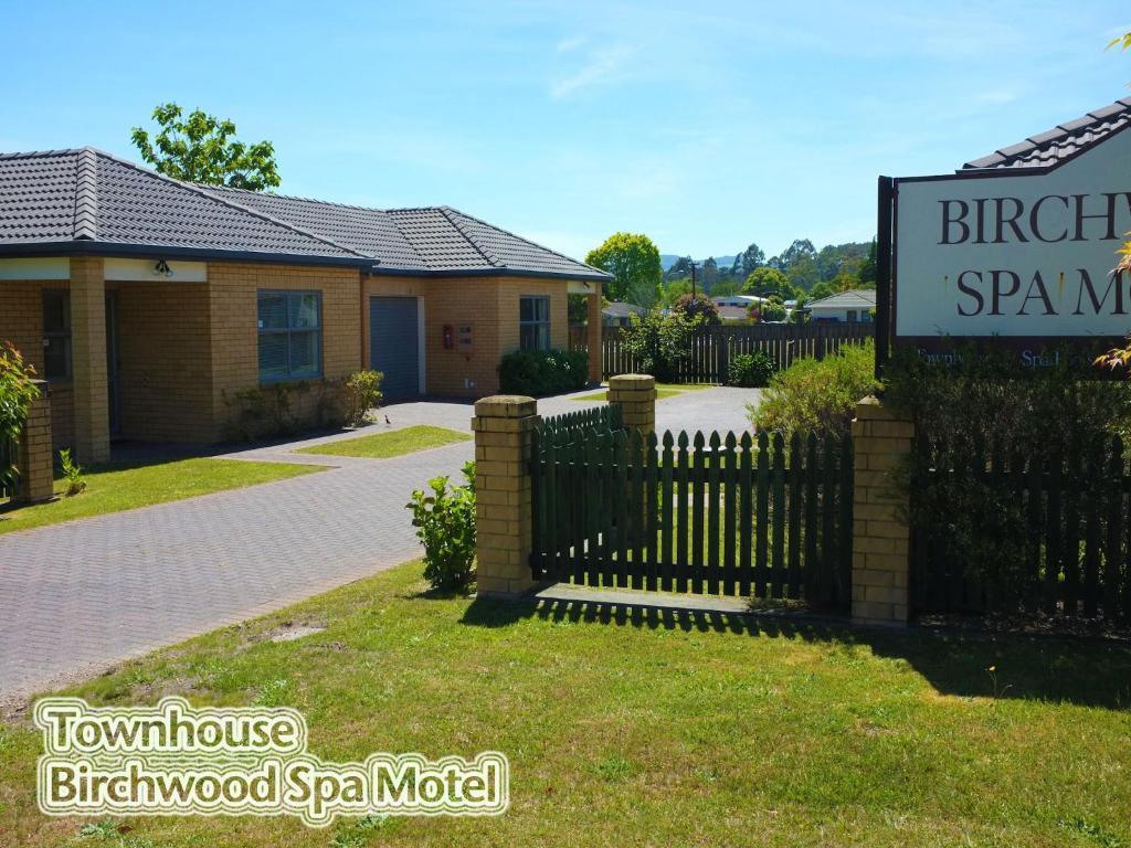 Birchwood Spa Motel Роторуа Екстериор снимка